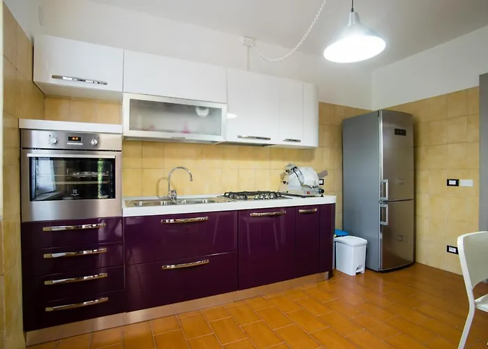 Zac House 4*