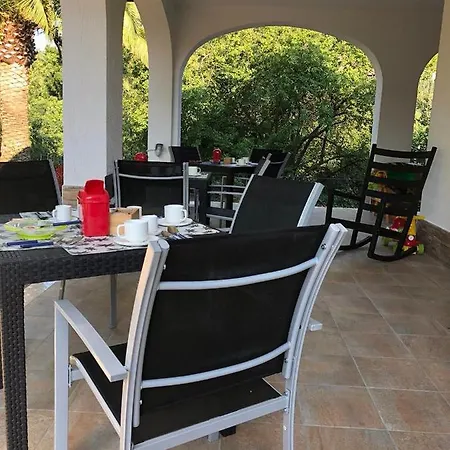 Zac House Bed and breakfast